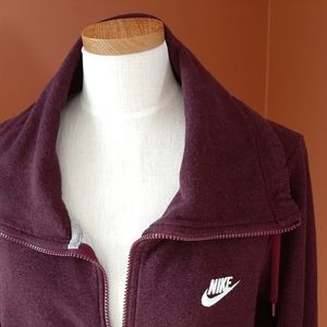 Nike zip front jacket, plum, XL, great condition